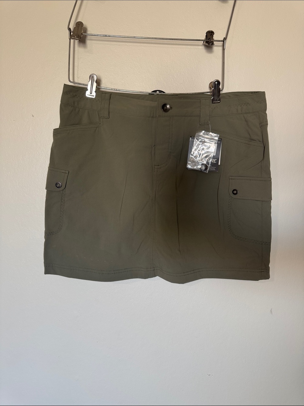 Eddie Bauer Olive Green Women's Cargo Skort
